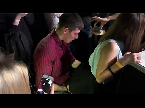 ❤️ Истински секс в руски нощен клуб. 18-годишно руско момиче анално и вагинално прецакано в нощен клуб ❤❌ Домашно порно в bg.centr-klassiki.ru ❌❤